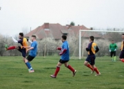 开云体育网站官方入口-亚眠主场战平，未能全取三分，亚眠阵容